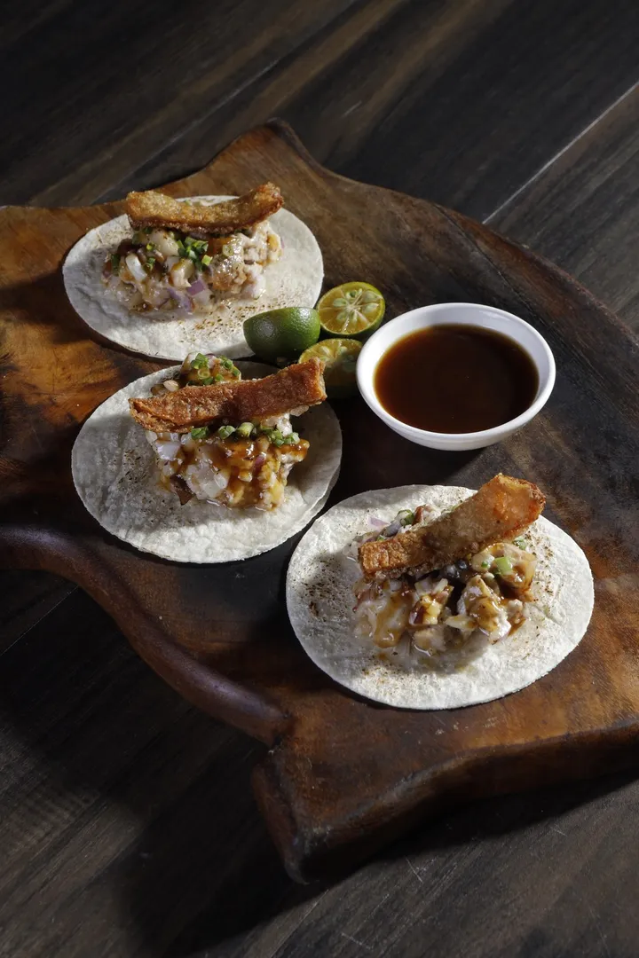 Sisig Tacos